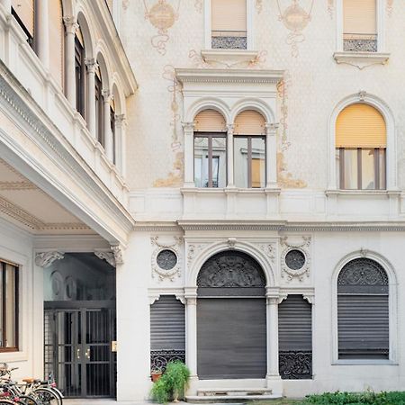 ミラノEasylife - Accogliente Monolocale In Via Torino, Posizione Perfetta Per Scoprire La Cittaアパートメント エクステリア 写真